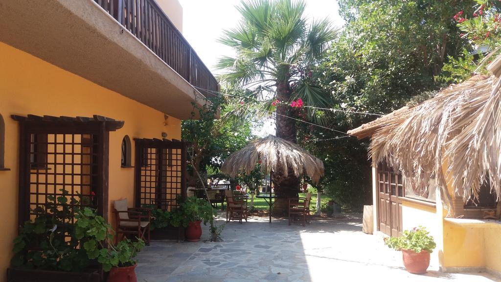 Dionisis Apartments Κουνόπετρα Εξωτερικό φωτογραφία